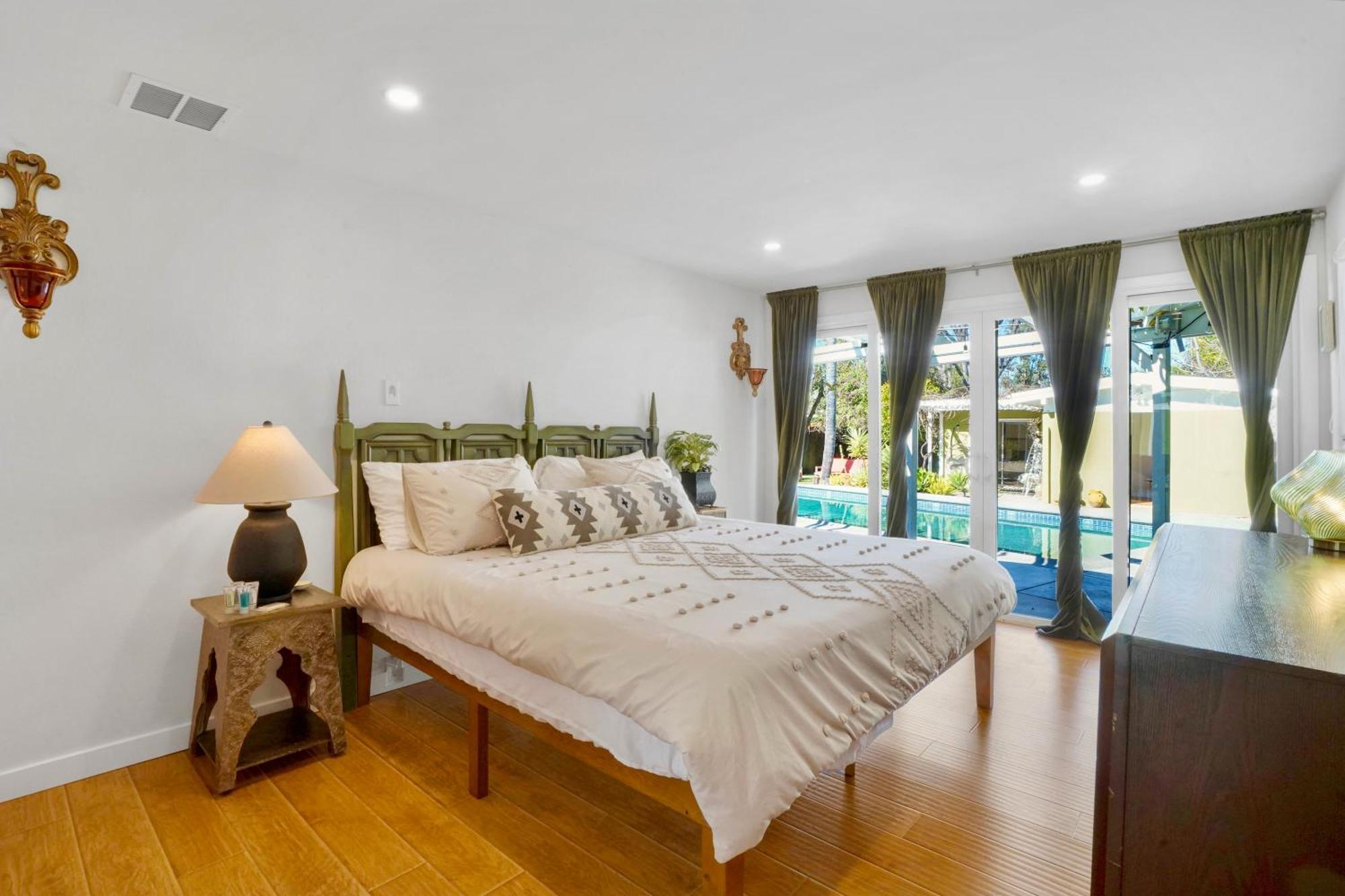 Villa La Verde - Newly Designed 4Br Villa With Pool & Guesthouse By Topanga ロサンゼルス エクステリア 写真